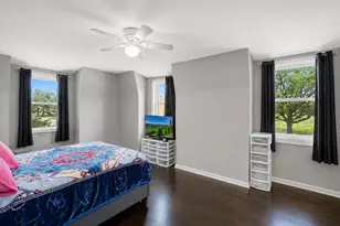9300 S Francisco Ave, Evergreen Park, IL 60805 - Photo 7