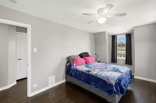 9300 S Francisco Ave, Evergreen Park, IL 60805 - Photo 7