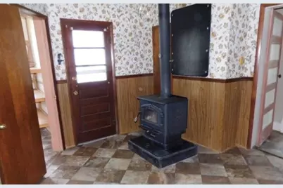 307 N 1st Street, Enfield, IL 62835 - Photo 7