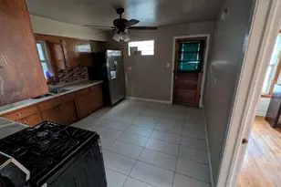 1619 E 86th Pl, Chicago, IL 60617 - Photo 3