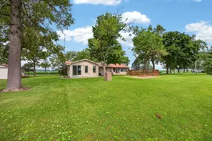 504 East St, Anchor, IL 61720 - Photo 53