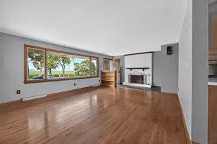 504 East St, Anchor, IL 61720 - Photo 5