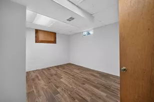 504 East St, Anchor, IL 61720 - Photo 39