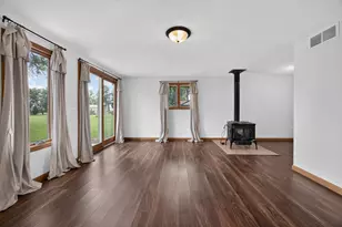 504 East St, Anchor, IL 61720 - Photo 33