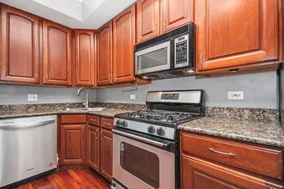 747 N Sedgwick Street #4RS, Chicago, IL 60654 - Photo 7