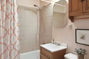 3905 Custer Ave, Lyons, IL 60534 - Photo 13