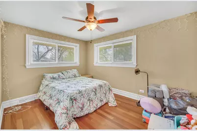 256 W Kathleen Drive, Des Plaines, IL 60016 - Photo 11