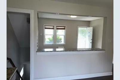 18017 Oakwood Avenue, Lansing, IL 60438 - Photo 11