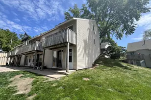 81 Maude Ave, Fox Lake, IL 60020 - Photo 1