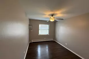 13 Scotdale Rd, La Grange Park, IL 60526 - Photo 9