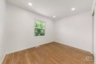 208 Granada Ct, Bolingbrook, IL 60440 - Photo 11