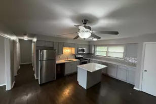 1 Scotdale Rd, La Grange Park, IL 60526 - Photo 5