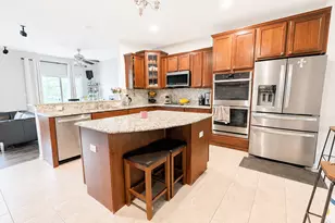 438 Grosvenor Ln, Aurora, IL 60504 - Photo 19