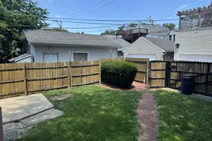 1725 N Troy St, Chicago, IL 60647 - Photo 49