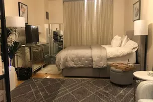 330 W Grand Ave, Chicago, IL 60654 - Photo 5