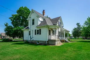 201 S Elida St, Winnebago, IL 61088 - Photo 37