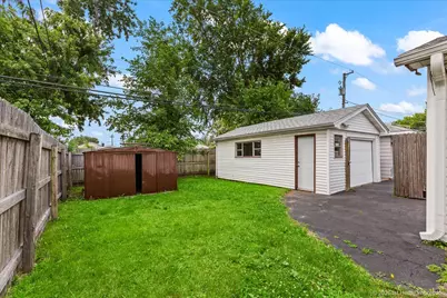 8875 S Corcoran Road, Hometown, IL 60456 - Photo 19