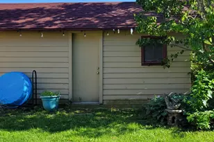 260 S Aldine St, Elgin, IL 60123 - Photo 15