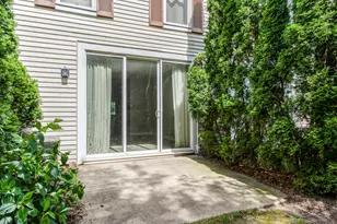 1564 Darien Lake Dr, Darien, IL 60561 - Photo 17