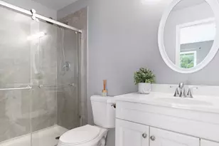1564 Darien Lake Dr, Darien, IL 60561 - Photo 11