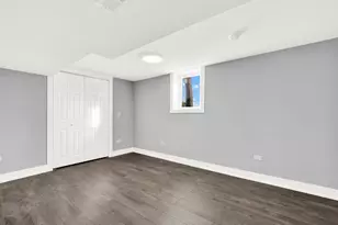6420 Windsor Ave, Berwyn, IL 60402 - Photo 17