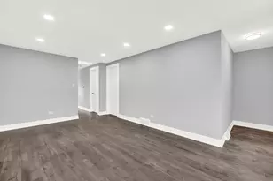 6420 Windsor Ave, Berwyn, IL 60402 - Photo 3