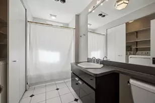 2103 N Hudson Ave, Chicago, IL 60614 - Photo 19