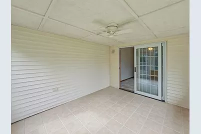 771 S Parkcrest Drive #771, Freeport, IL 61032 - Photo 11