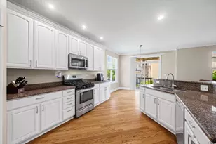 1873 N Crenshaw Circle, Vernon Hills, IL 60061 - Photo 7