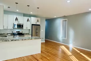 1750 W Cermak Rd, Chicago, IL 60608 - Photo 3