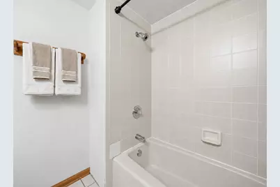 9800 Sayre Avenue #2B, Chicago Ridge, IL 60415 - Photo 13