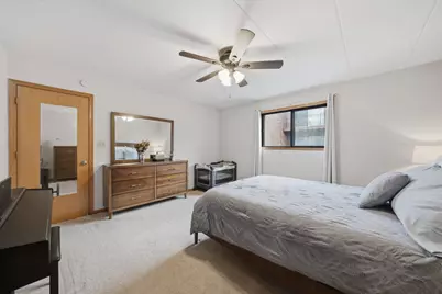 9800 Sayre Avenue #2B, Chicago Ridge, IL 60415 - Photo 11