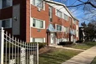 658 Washington Blvd, Oak Park, IL 60302 - Photo 1