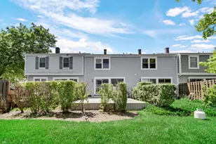 2210 Langdon Pl, Hoffman Estates, IL 60169 - Photo 17