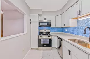 8500 Skokie Blvd, Skokie, IL 60077 - Photo 9