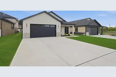 10718 S Worth Avenue, Worth, IL 60482 - Photo 7