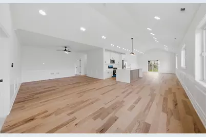 10718 S Worth Avenue, Worth, IL 60482 - Photo 39