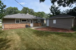 317 Mohawk St, Park Forest, IL 60466 - Photo 13
