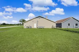 2201 Kickapoo Dr, Danville, IL 61832 - Photo 47