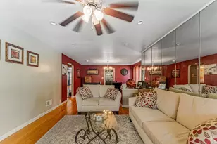 8800 S Merrill Ave, Chicago, IL 60617 - Photo 3