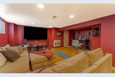 8800 S Merrill Avenue, Chicago, IL 60617 - Photo 19