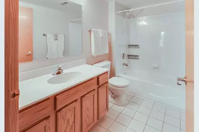 1200 S Prospect Avenue #303, Elmhurst, IL 60126 - Photo 11
