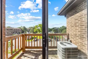 2260 Abbeywood Dr, Lisle, IL 60532 - Photo 17