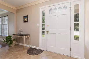 12 Northcrest Ct, Bloomington, IL 61701 - Photo 5
