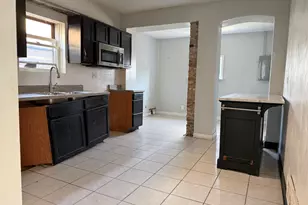 2332 W 24th Pl, Chicago, IL 60608 - Photo 9