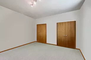 917 W Lakeside Pl, Chicago, IL 60640 - Photo 23