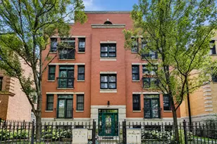 917 W Lakeside Pl, Chicago, IL 60640 - Photo 1