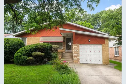 9528 S Brandt Avenue, Oak Lawn, IL 60453 - Photo 1