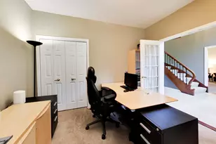 712 De Lasalle Ct, Naperville, IL 60565 - Photo 7