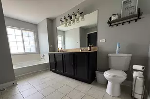 450 Montauk Ln, Pingree Grove, IL 60140 - Photo 15